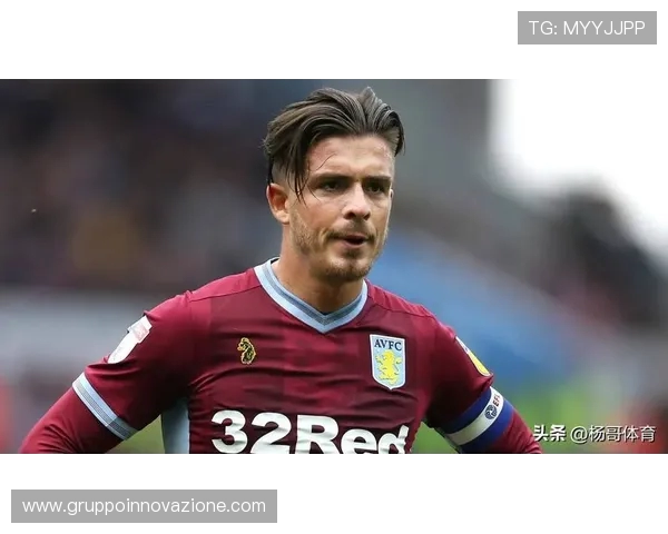 因回避规则无法出战曼城 格拉利什坐看台为球队加油 因回避规则无法出战曼城 格拉利什坐看台为球队加油