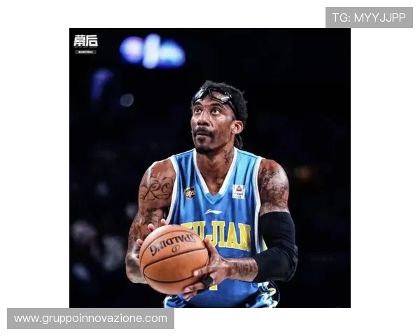 莱奥谈与魔笛踢球提升技艺 并展望赛季目标充满信心 莱奥谈与魔笛踢球提升技艺 并展望赛季目标充满信心