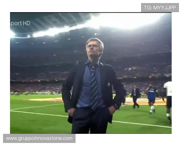 国米总监盛赞张康阳创新精神称穆帅地位在蓝黑历史中无人能及 国米总监盛赞张康阳创新精神称穆帅地位在蓝黑历史中无人能及